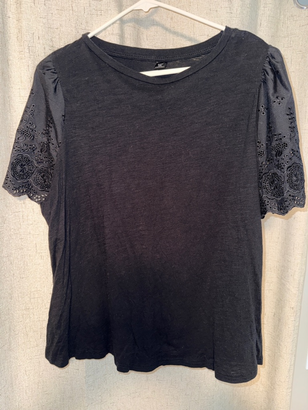 SHEIN Black Eyelet Sleeve Short Sleeve Tee